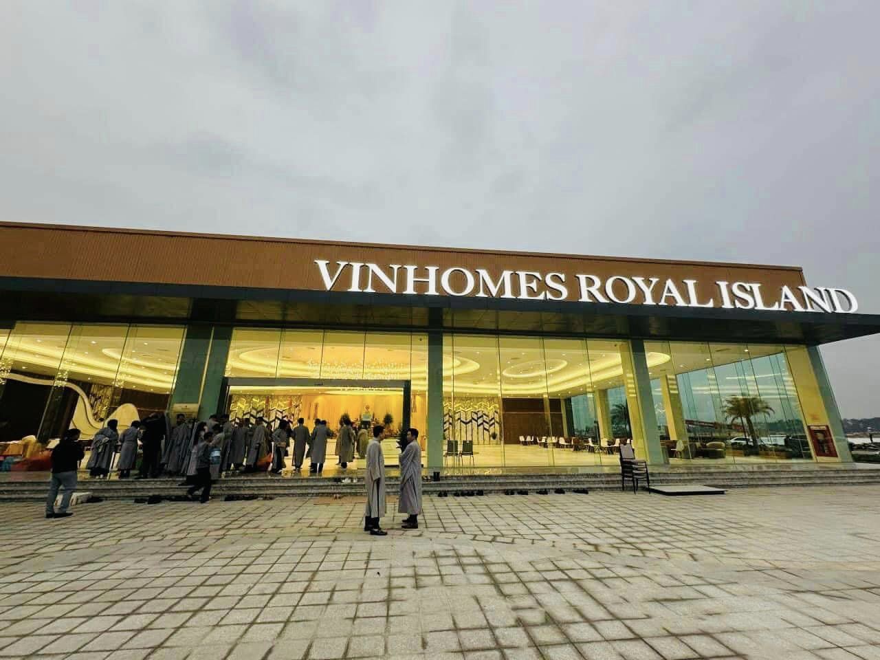 Lễ nhập trạch dự án Vinhomes Royal Island đảo Vũ Yên Hải Phòng